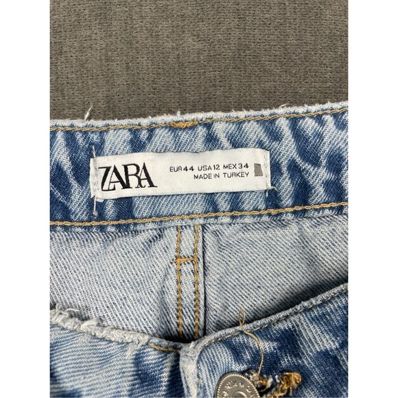 Zara High Rise Mom Jeans Women 12 Light Wash Thrashed Hem Distressed Y2K Grunge - Picture 7 of 13